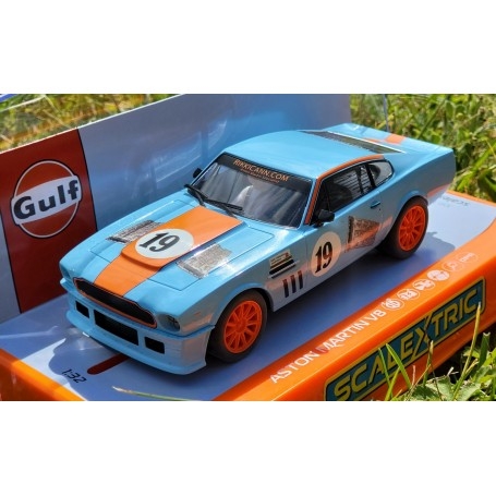 Scalextric C4209 Aston Martin V8 - Gulf Edition - Rikki Cann Racing