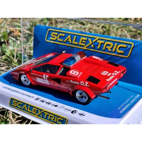 Scalextric C4329 Lamborghini Countach - 1983 Monaco GP Safety Car